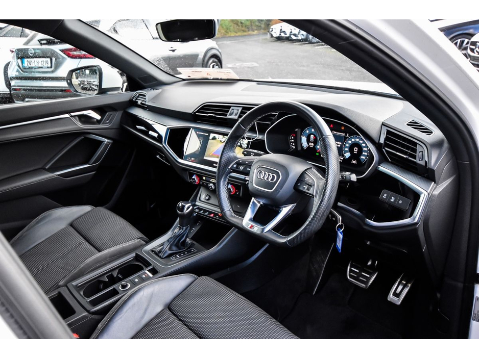 2023 Audi Q3 35 TDI 150HP S Tronic S line €43,850