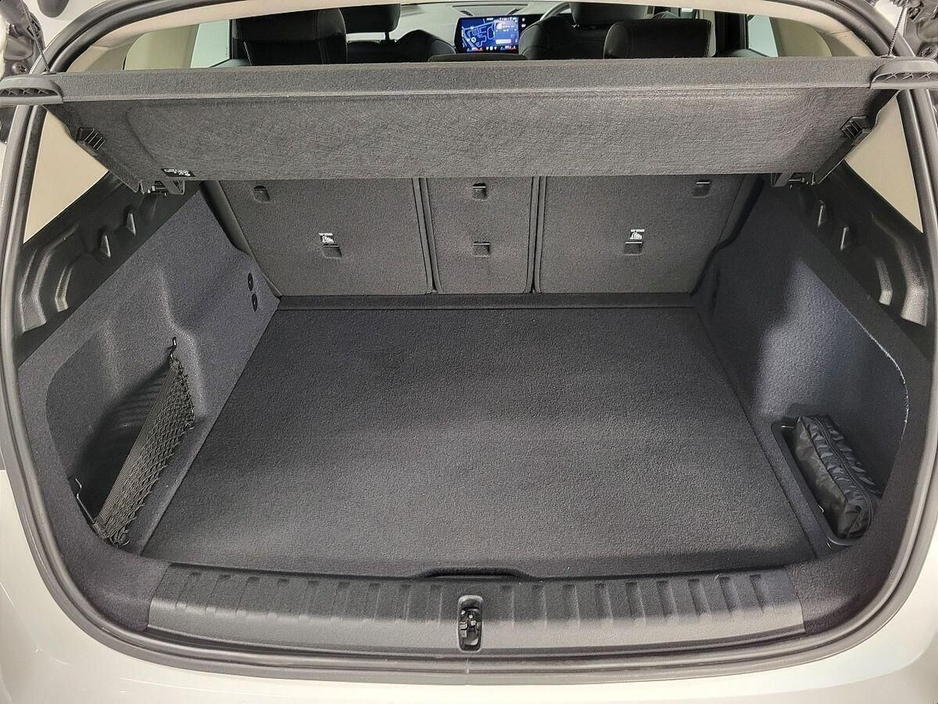 2023 BMW X1 - image 13