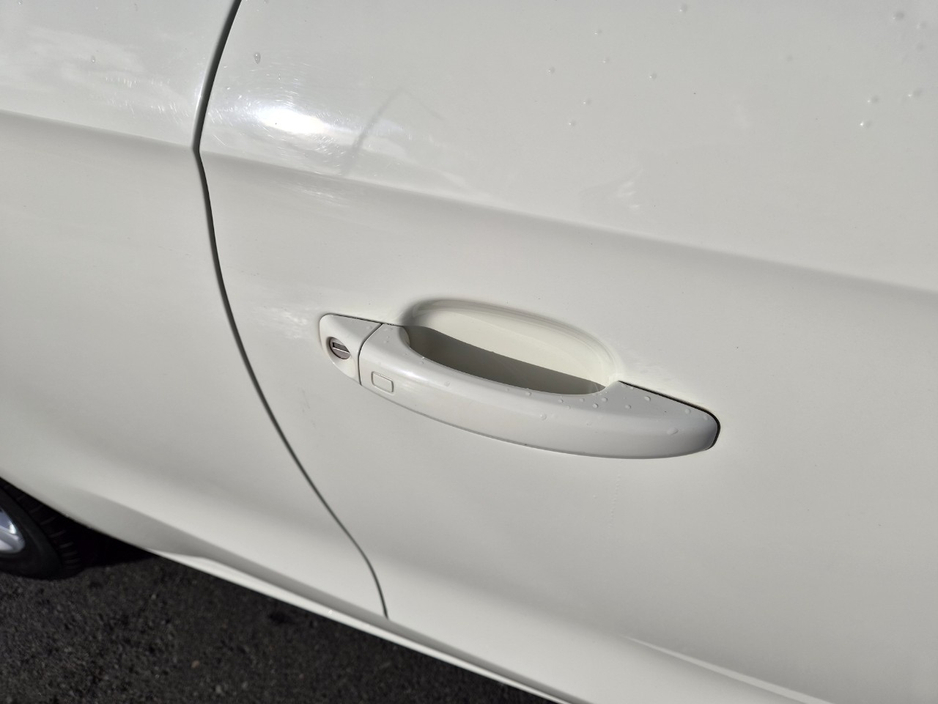 2013 Audi A1 - image 11