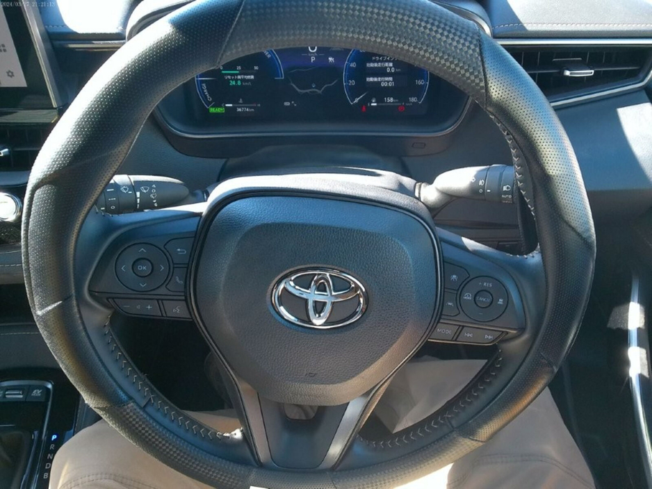 2023 Toyota Corolla - image 10