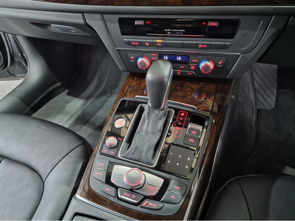 2015 Audi A6 - image 15