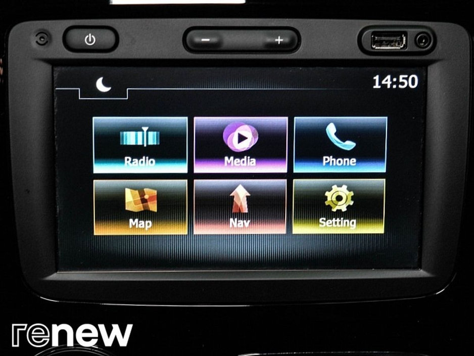 2015 Renault Captur dCi 90 S&S INTENSE €9,950