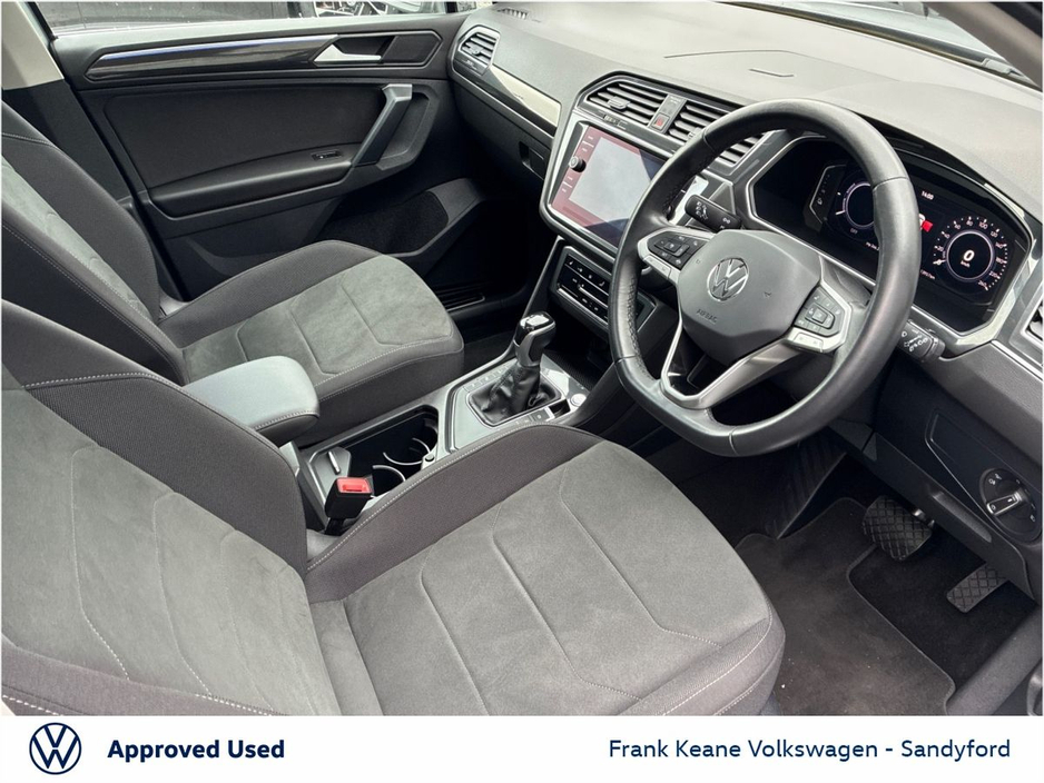 2024 Volkswagen Tiguan 1.4 TSI PHEV 245HP Elegance AUTO @Frank Keane Volkswagen South Dublin €42,945