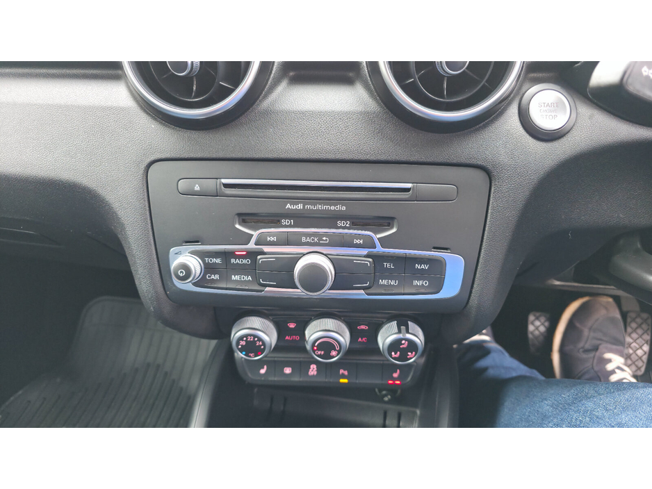 2017 Audi A1 - image 19