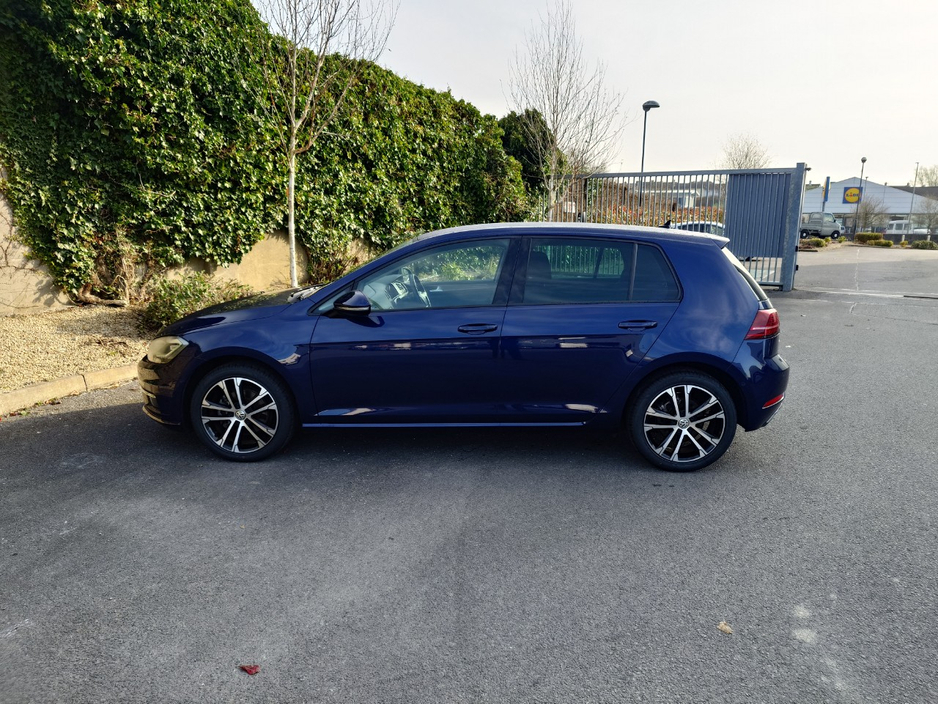 2019 Volkswagen Golf - image 8