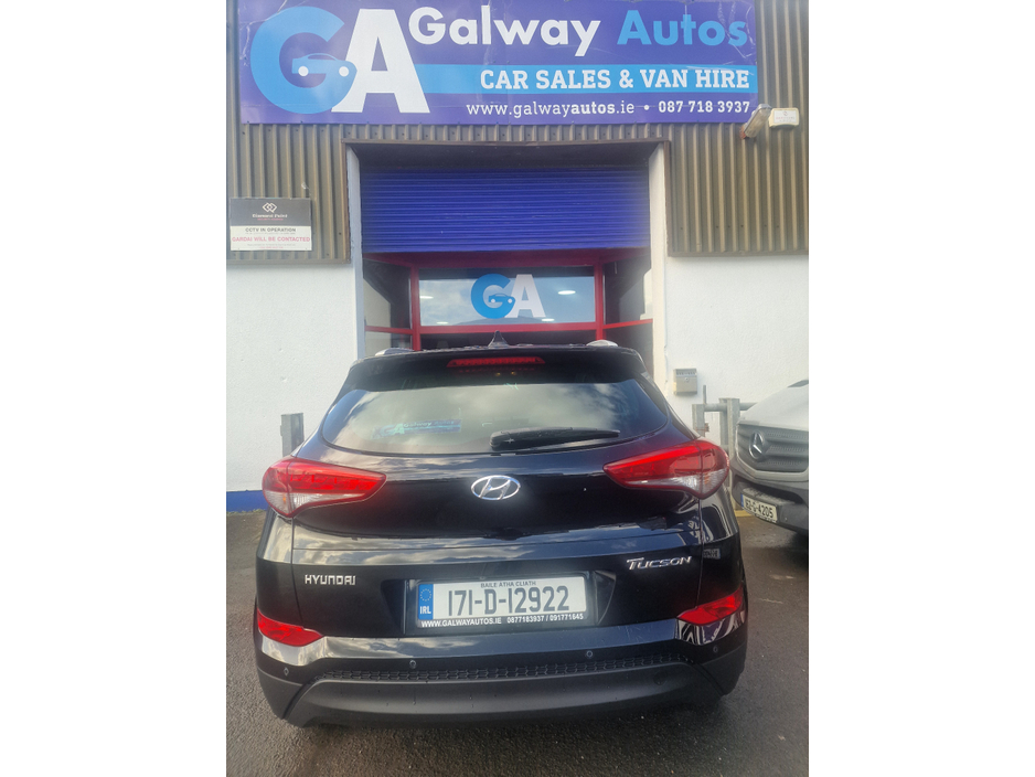 2017 Hyundai Tucson - image 14