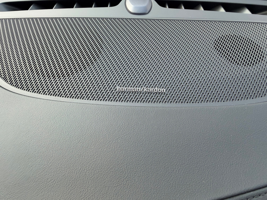 2025 Volvo XC90 NEW MODEL//PLUS DARK T8 RECHARGE//GREAT SPECIFICATION//PANORAMIC ROOF//SIMI AND AA DEALER €79,900