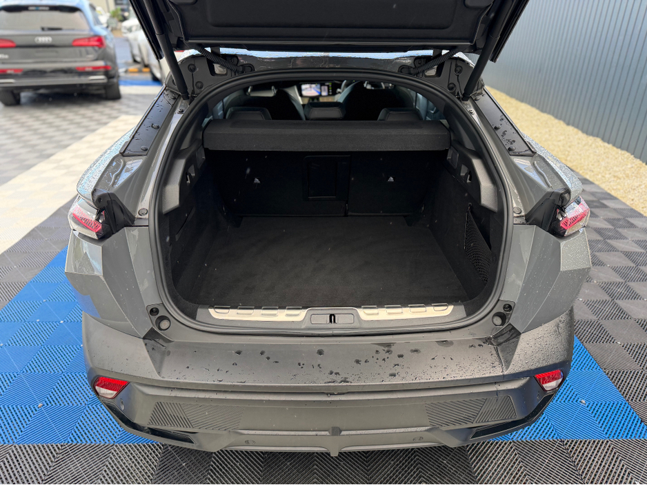 2024 Peugeot 408 - image 30