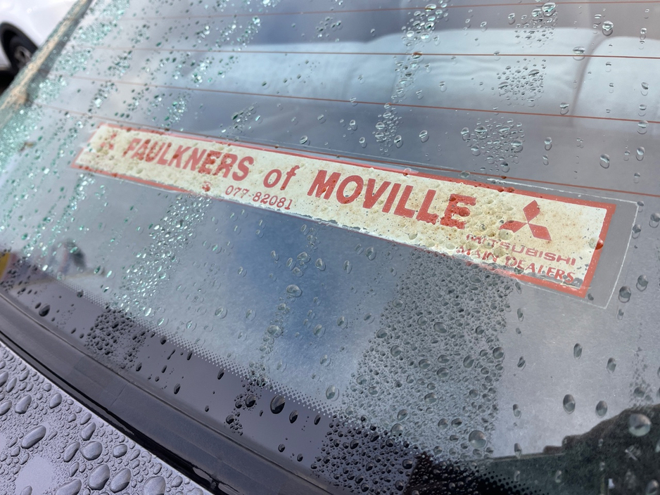 1994 Mitsubishi Galant - image 9