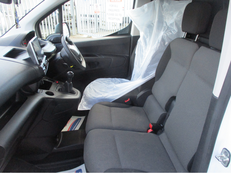 2021 Peugeot Partner 1.5 BLUE HDI 100 LONG BODY 6.2 €15,250
