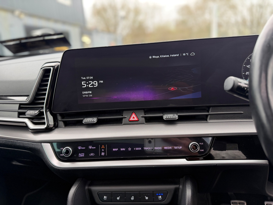 2022 Kia Sportage - image 17