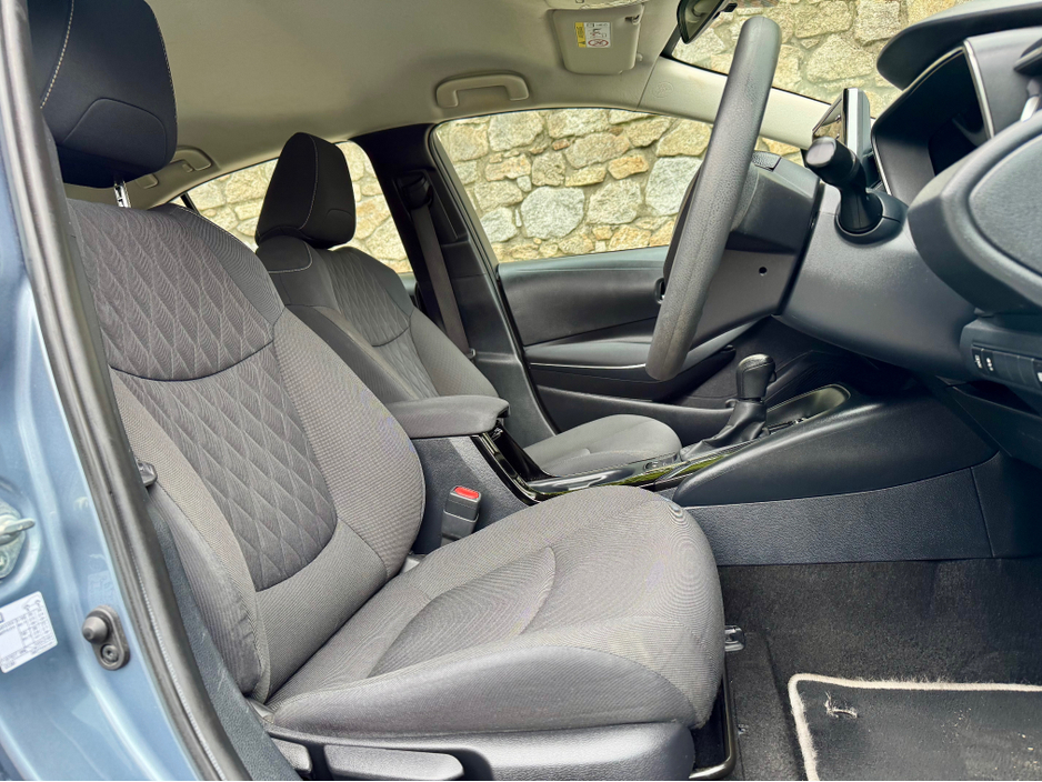 2020 Toyota Corolla - image 18