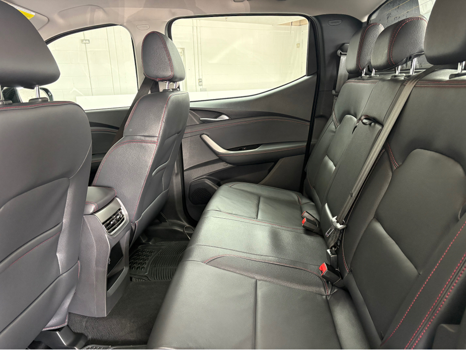 2026 Maxus T 60 - image 8