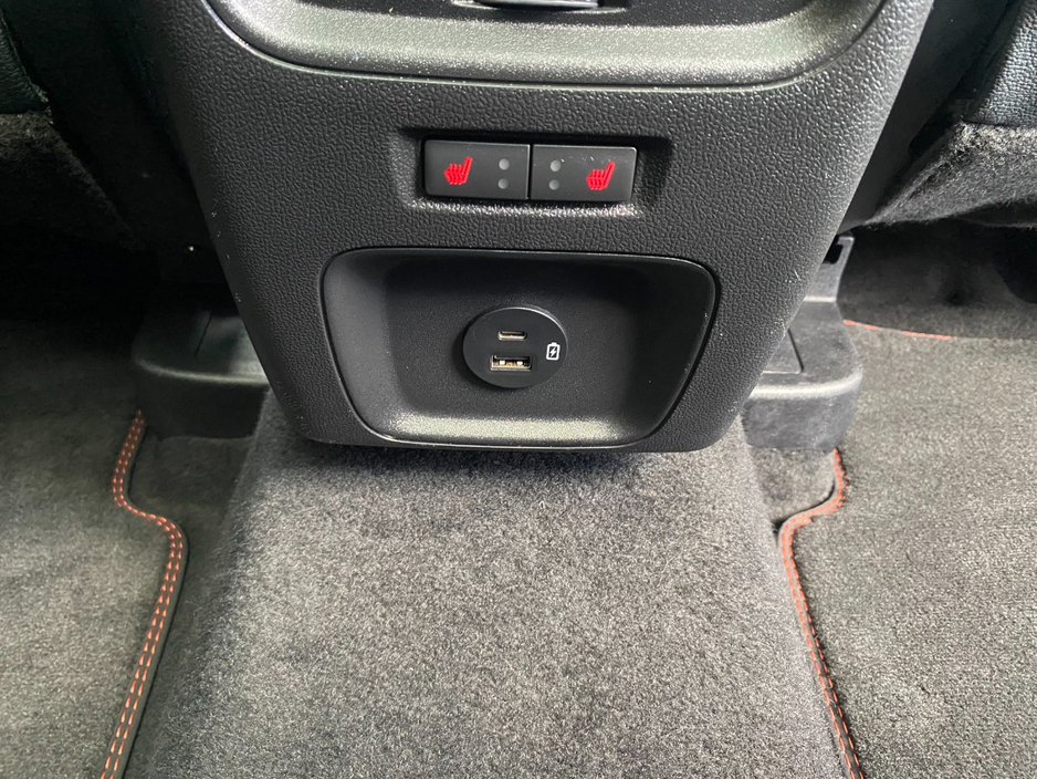 2022 Ford Kuga - image 17