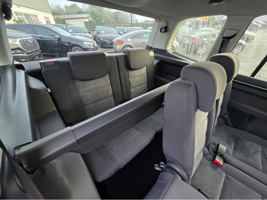 2012 Volkswagen Touareg 1.4 TSI HIGHLINE EDITION 7 SEATER ALLOYS SIMI DEALER - SPECIALISING IN IMPORTS OF GERMAN AUTOMATIC HI SPEC CARS