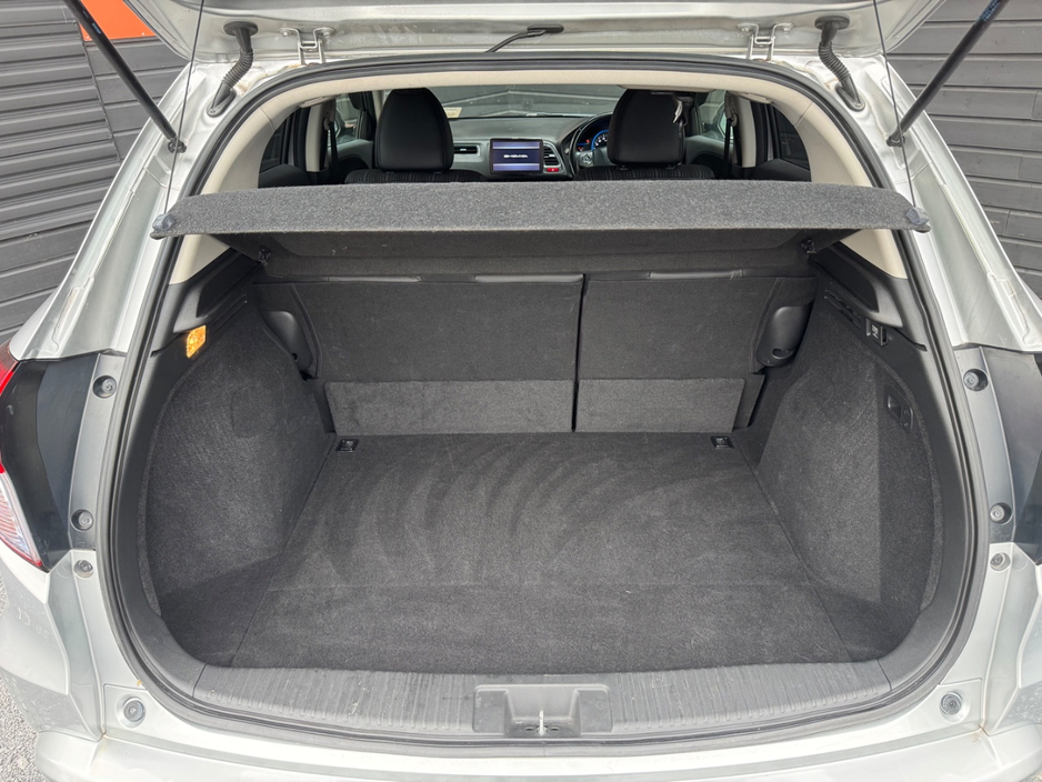 2014 Honda Vezel - image 19