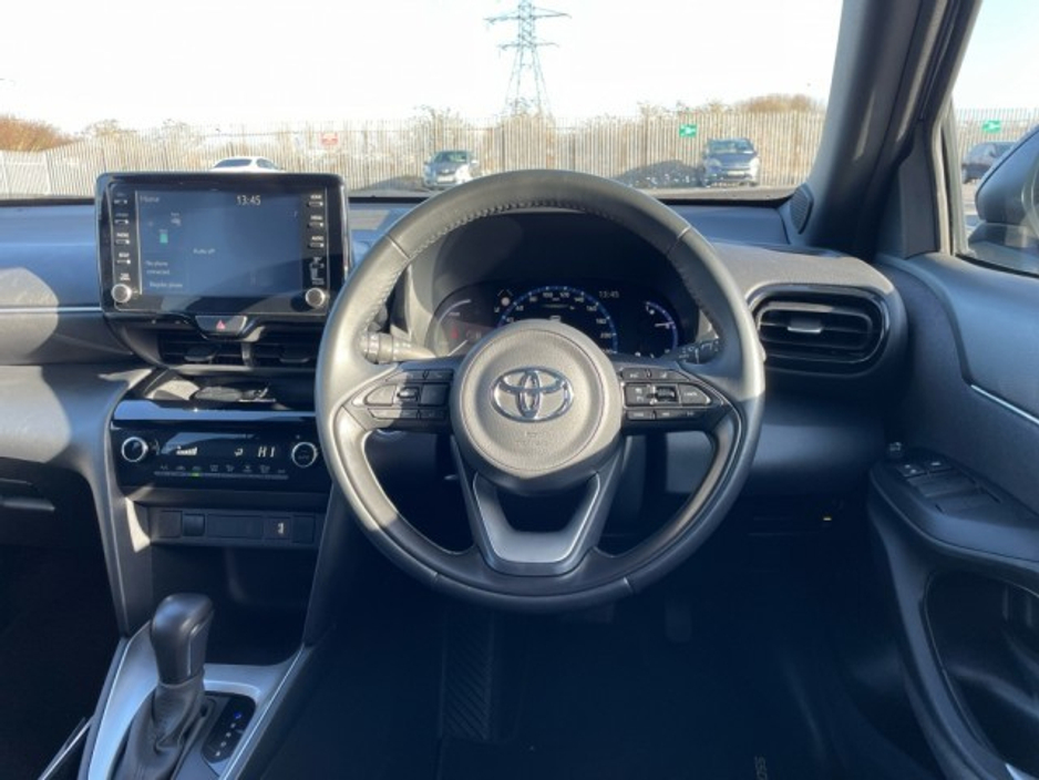 2023 Toyota Yaris Cross LunaSport - BiTone - 1.5 Hybrid - Automatic - 1 Owner - Full TOYOTA Service History // Remote Central Locking // Front Electric Windows // Rear Electric Windows // Electric Mirrors // Finger Tip Stere €27,499