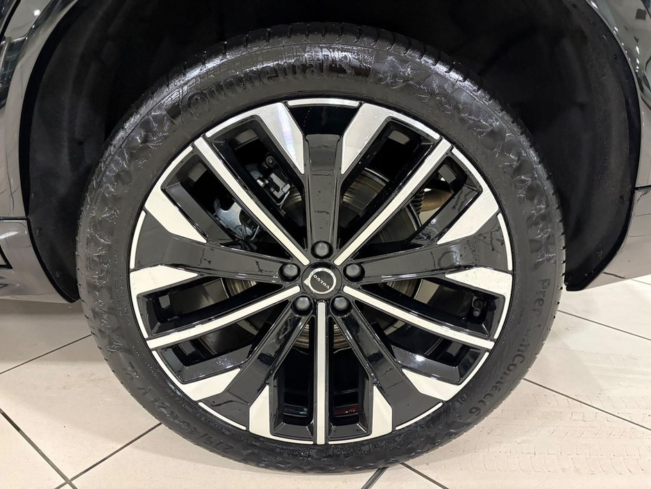 2025 Volvo XC90 T8 PLUS AWD 7-SEATER=BLONDE LEATHER//PAN ROOF//AS NEW=2 YEAR WARRANTY=TAILORED FINANCE PACKAGES INCL PCP AVAILABLE=TRADE IN'S WELCOME €81,995