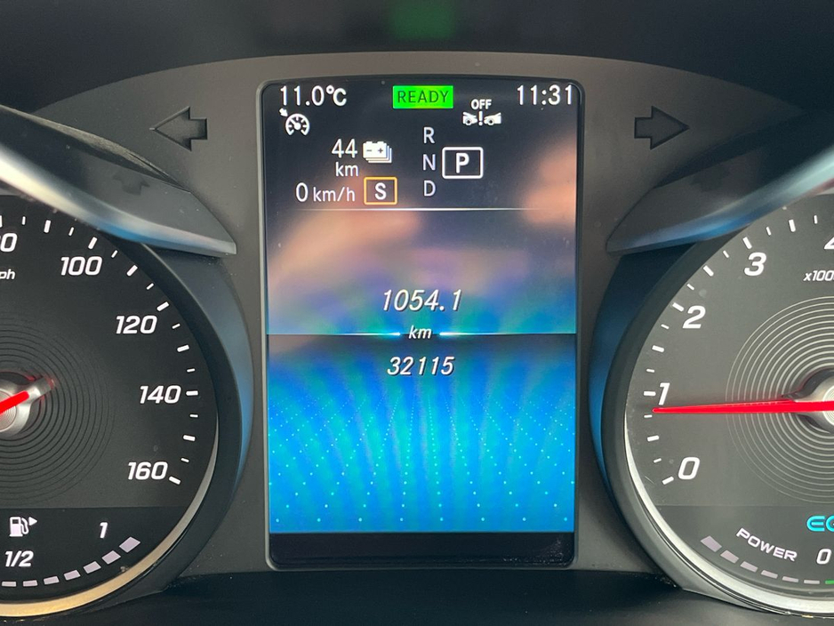 2023 Mercedes-Benz GLC Class - image 8