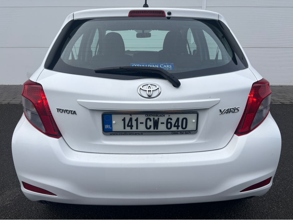 2014 Toyota Yaris 1.0 AURA 4DR €8,995