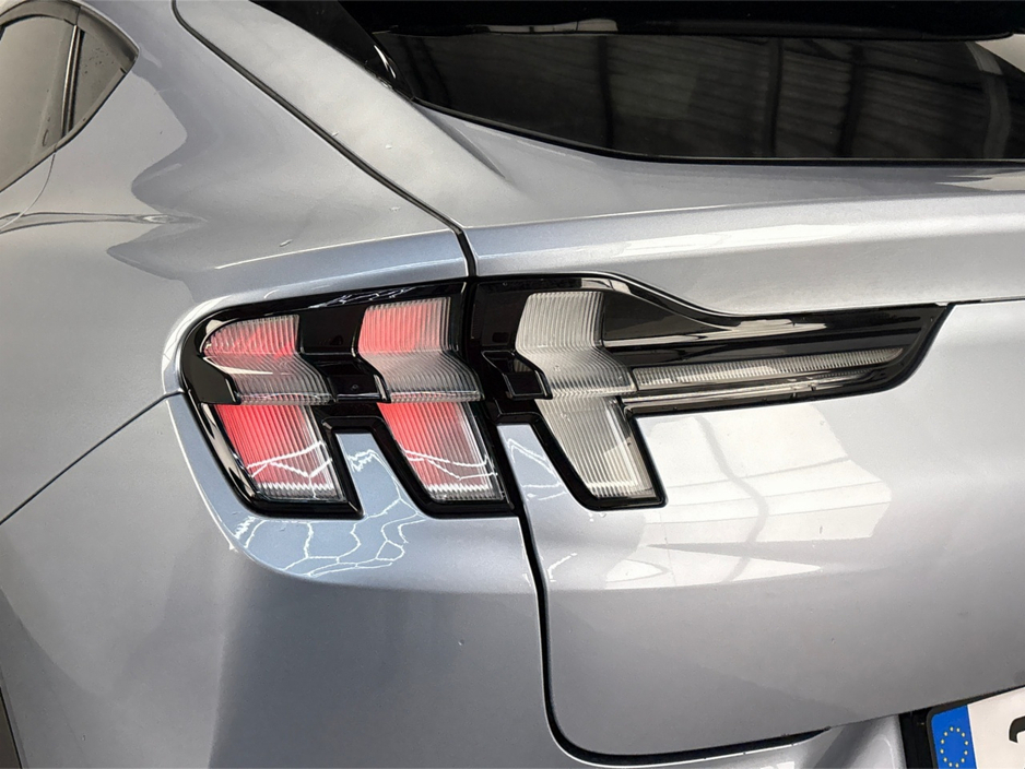 2023 Ford Mustang MACH-E RWD STANDARD RANGE**HEATED LEATHER SEATS**HEATED MULTIFUNCTIONAL STEERING WHEEL**DIGITAL DASH**TOUCHSCREEN APPLE CAR PLAY**NAVIGATION**DUAL CLIMATE**REVERSE CAMERA**PARKING SENSORS** €35,995