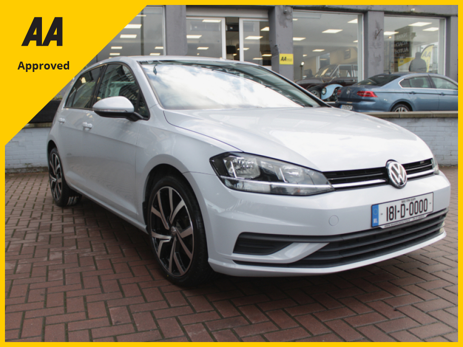 2018 Volkswagen Golf 1.2TSI COMFORTLINE PLUS WITH ONLY 40,000 KMS // BRAND NEW 18 INCH GTI ALLOYS // BUY WITH CONFIDENC AA AND SIMI APPROVED DEALER 2025 // FINANCE ARRANGED // ALL TRADE INS WELCOME // €19,950