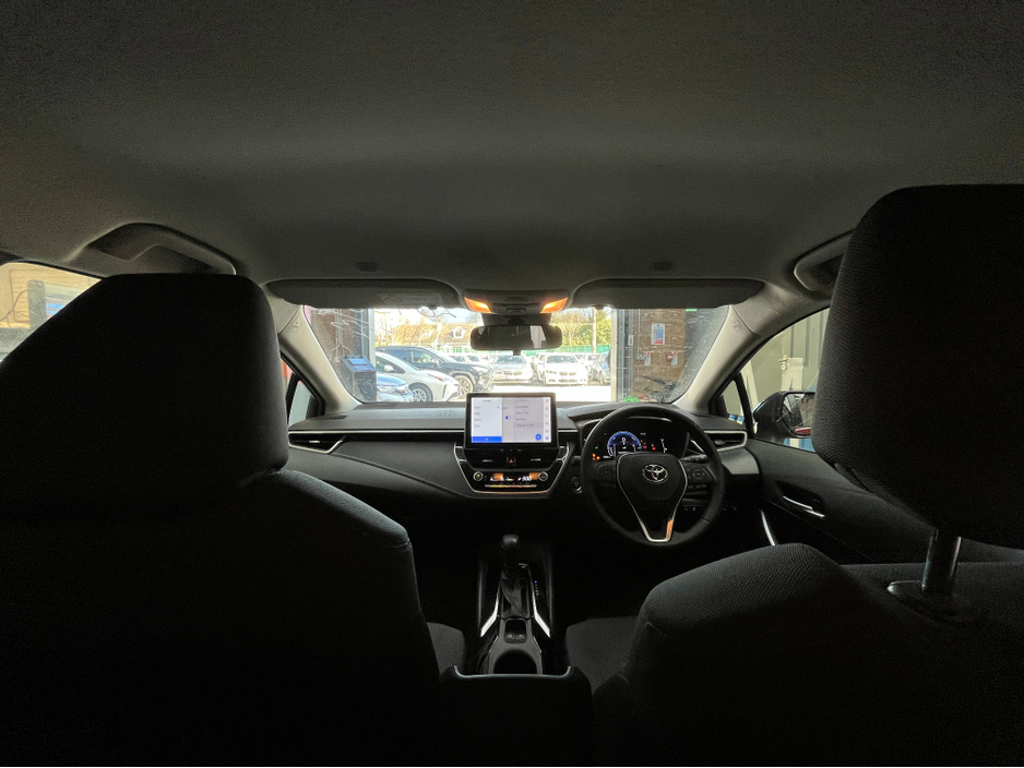 2023 Toyota Corolla - image 14