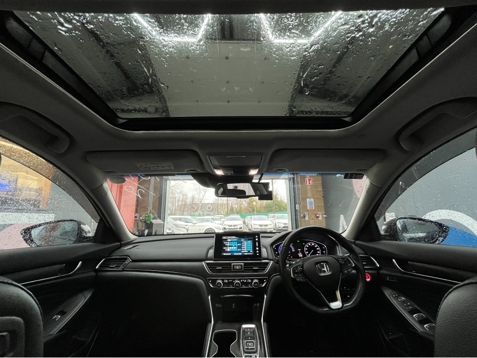 2020 Honda Accord €27950! 2020 HONDA ACCORD EX 2.0 AUTOMATIC / CRUISE CONTROL / REVERSE CAMERA / ELECTRIC MEMORY & HEATED SEATS / PADDLE SHIFTERS / PANORAMIC SUNROOF / HEATED REAR SEATS €27,950