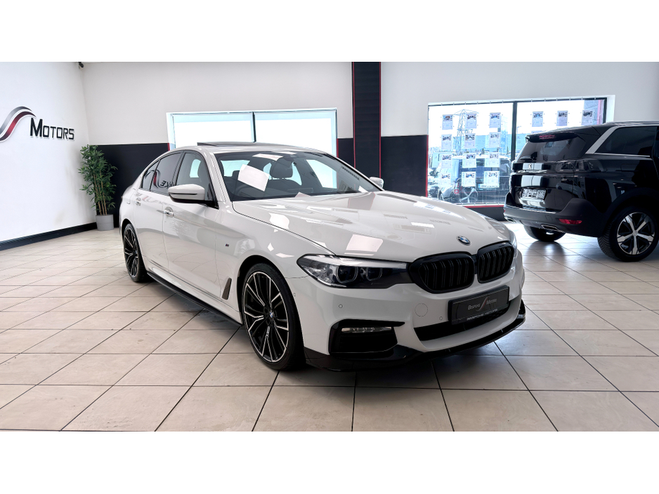 2018 BMW 5 Series - image 26