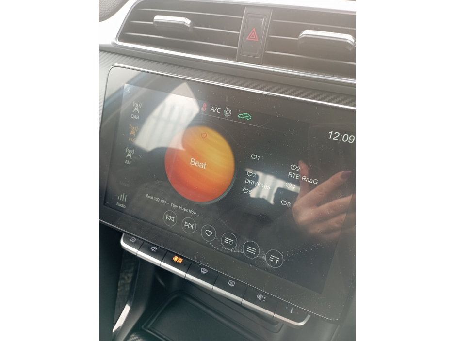 2023 MG ZS - image 4