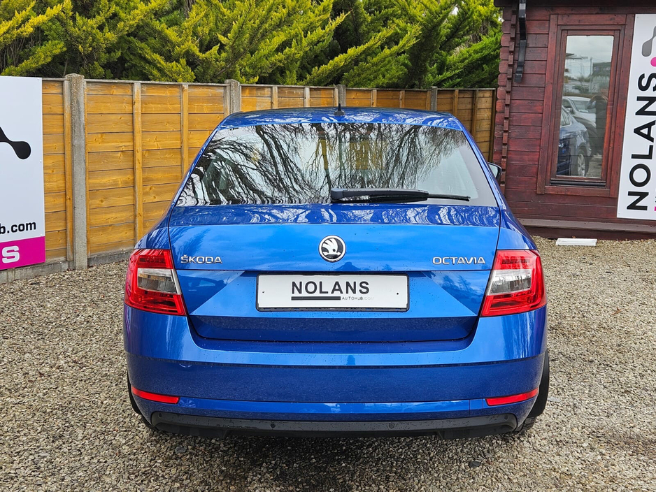 2020 Skoda Octavia - image 6