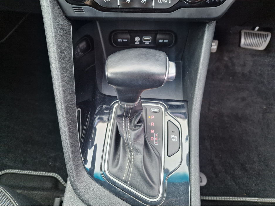 2019 Kia Niro - image 26