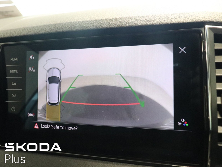 2023 Skoda Karoq - image 24