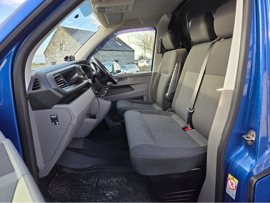 2023 Volkswagen Transporter T28 STARTLINE TDI €25,950