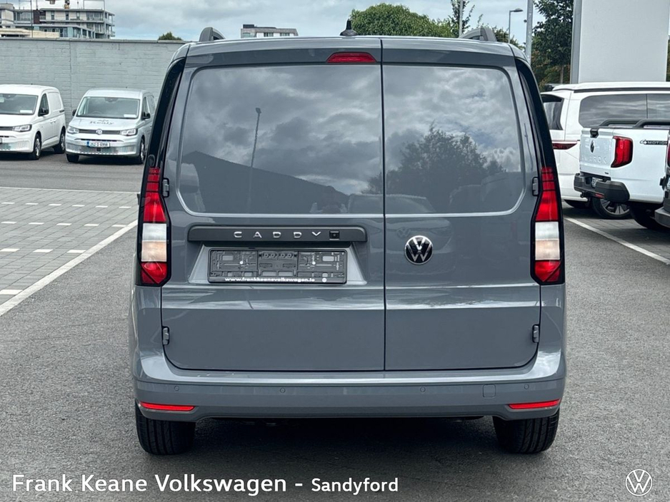 2026 Volkswagen Caddy - image 14