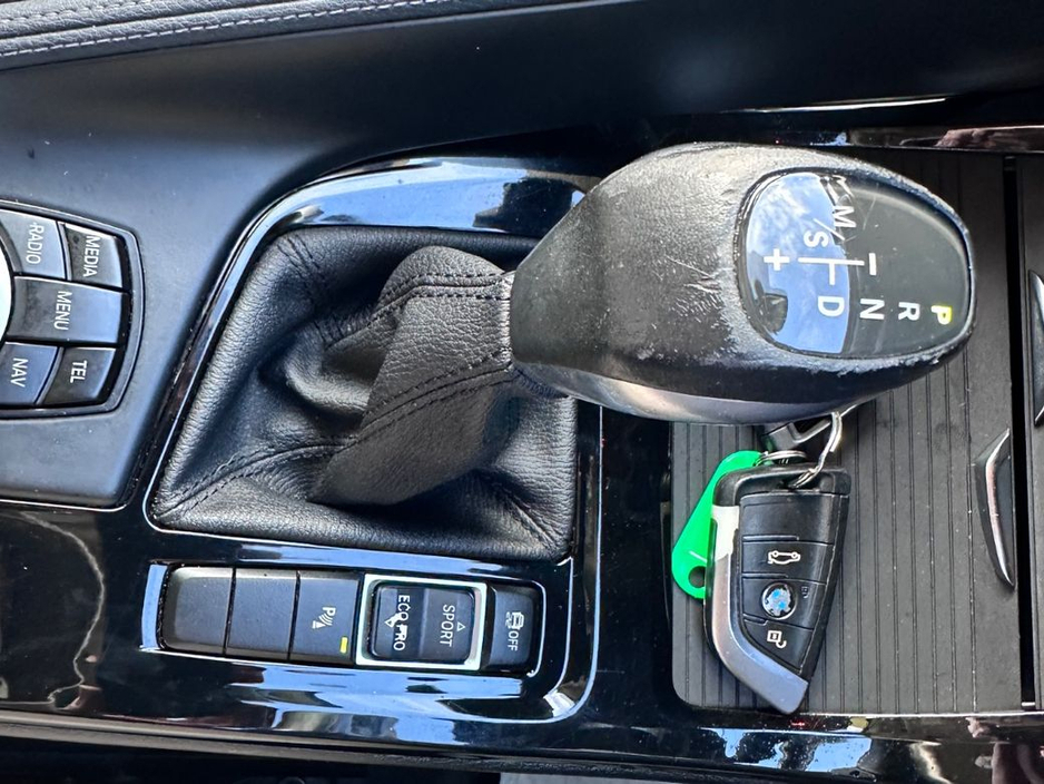 2016 BMW X1 - image 31