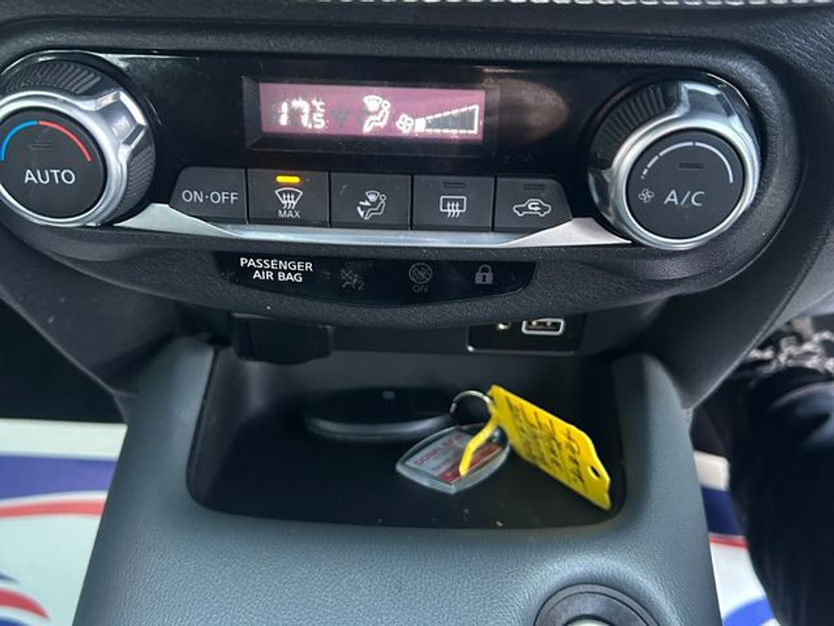 2020 Nissan Juke - image 20