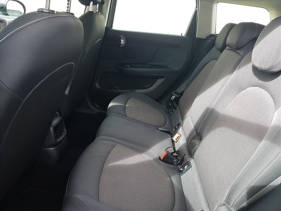 2018 MINI Countryman - image 20