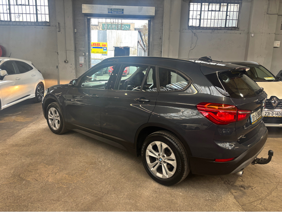 2019 BMW X1 - image 5