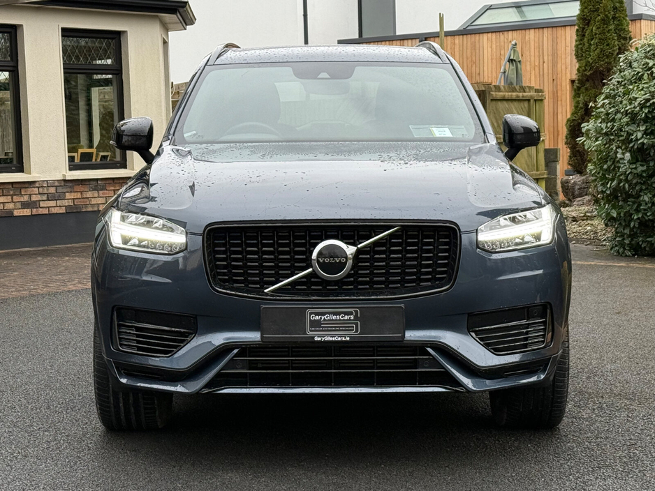 2023 Volvo XC90 - image 2