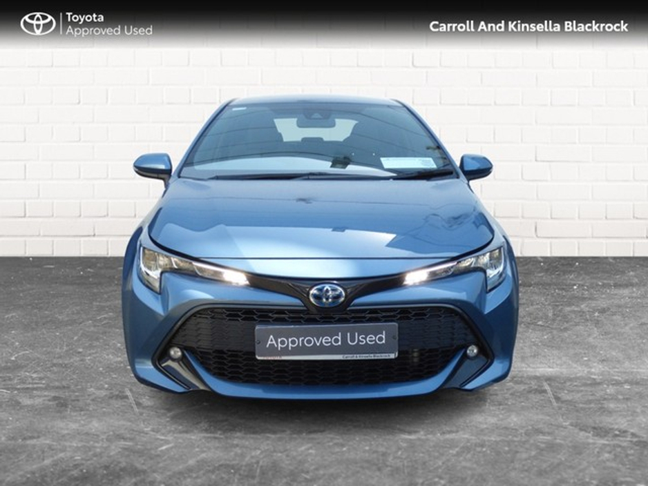 2022 Toyota Corolla Hybrid Luna HB €24,950