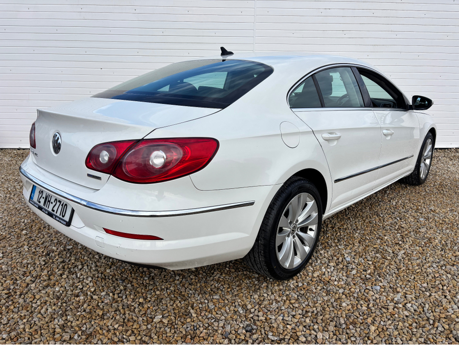 2012 Volkswagen Passat CC - image 2