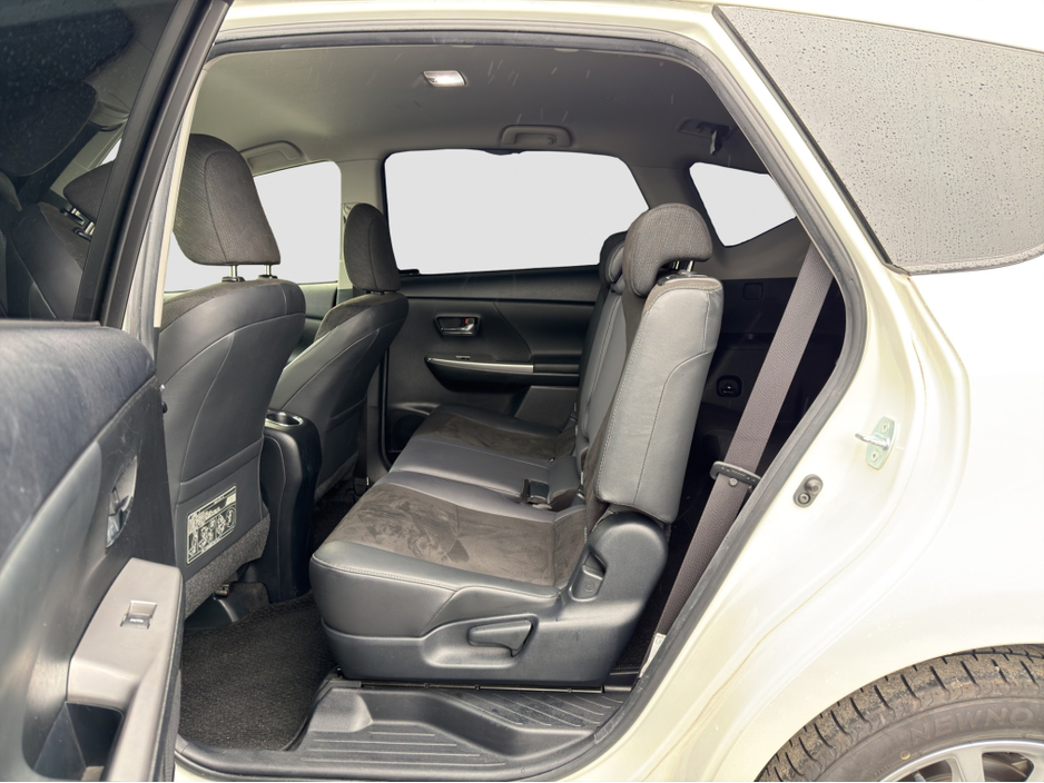 2019 Toyota Prius - image 15