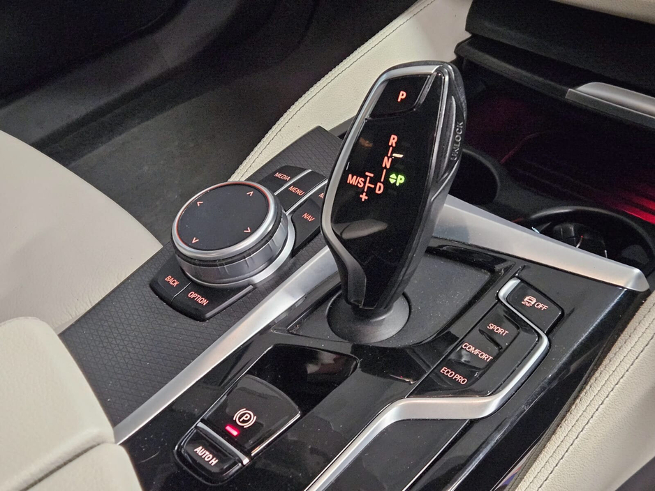 2020 BMW 5 Series 520d M Sport Auto €33,950