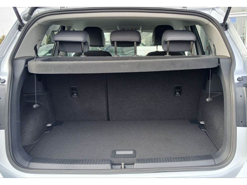 2024 Volkswagen T-Cross - image 8