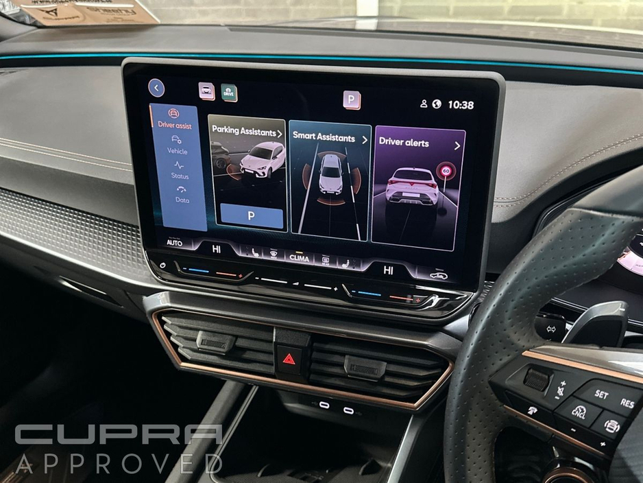 2025 Cupra Leon - image 13