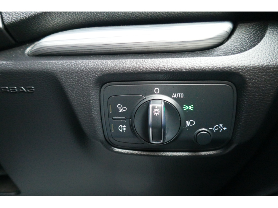 2018 Audi A3 - image 25