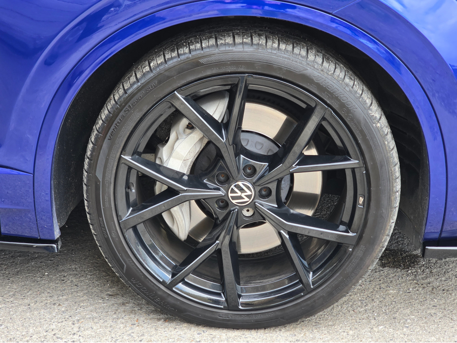 2023 Volkswagen Touareg 3.0TSI V6 R-LINE 462BHP 5DR LAPIZ BLUE +MAXTON KIT STUNNING! €67,950