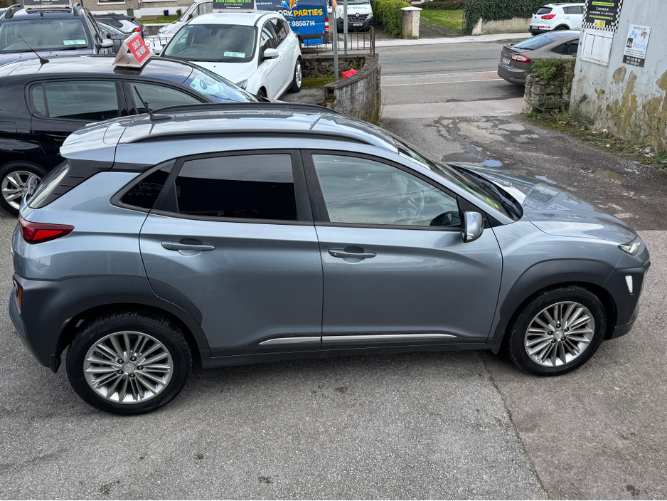 2018 Hyundai Kona - image 4