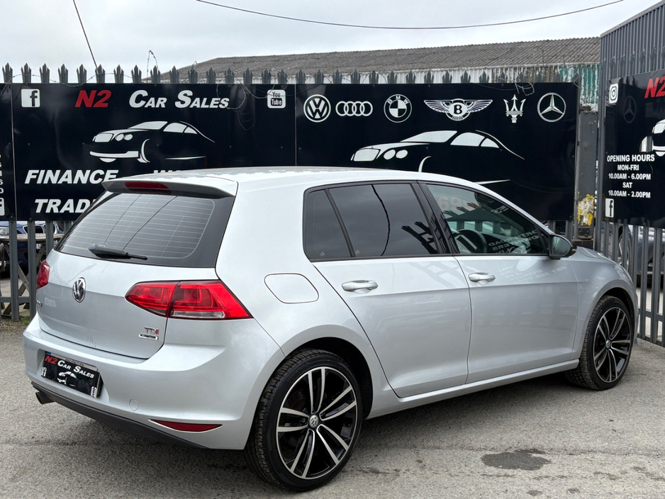2016 Volkswagen Golf - image 6